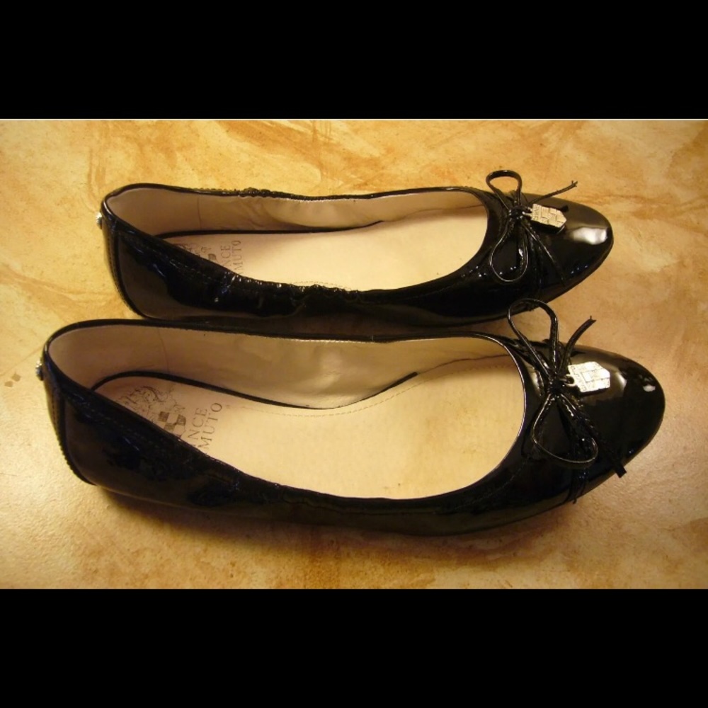 New! Vince Camuto black leather ballet flats 7
